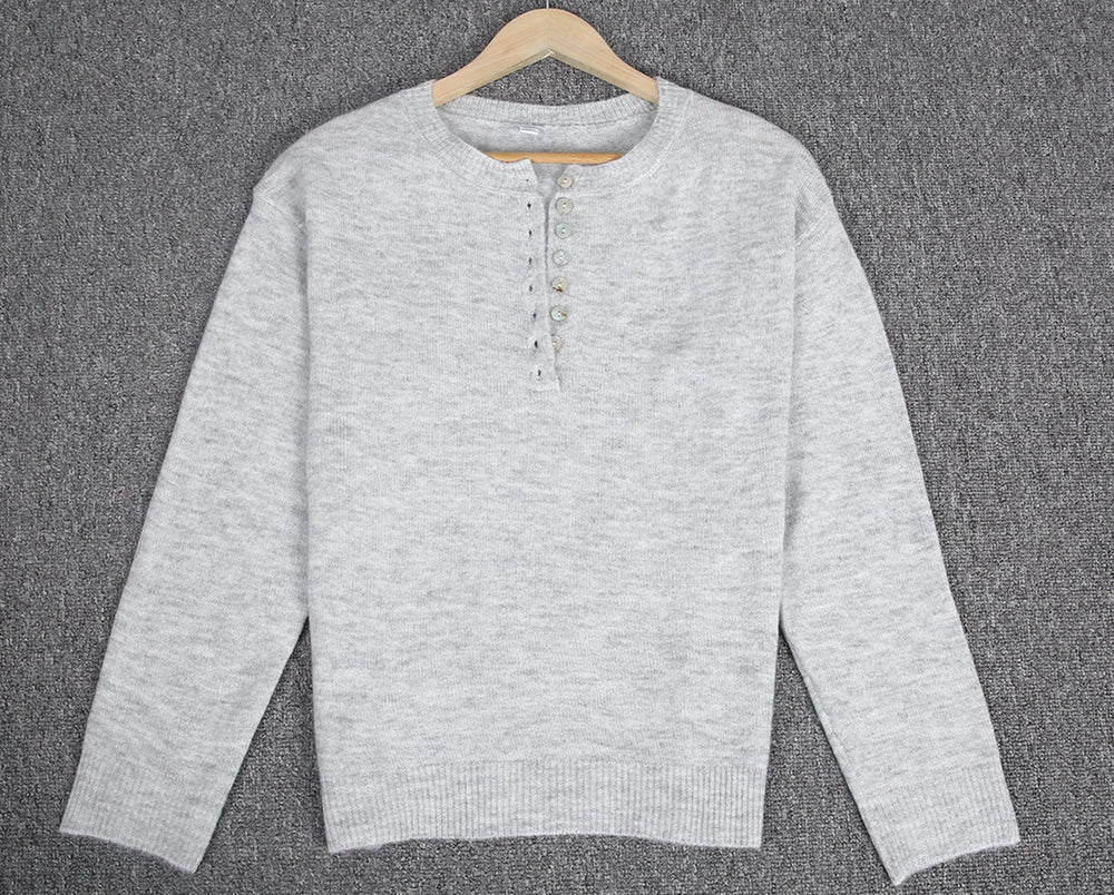 Thekla® | Klassischer grauer Pullover mit Knopfverschluss 'Grey Days'