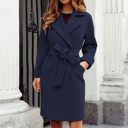 Etta® | Langer Trenchcoat-Wintermantel mit Knopfleiste in leuchtenden Farben